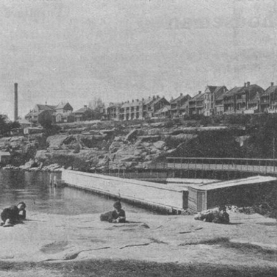 Dawn Fraser Baths historical image 1